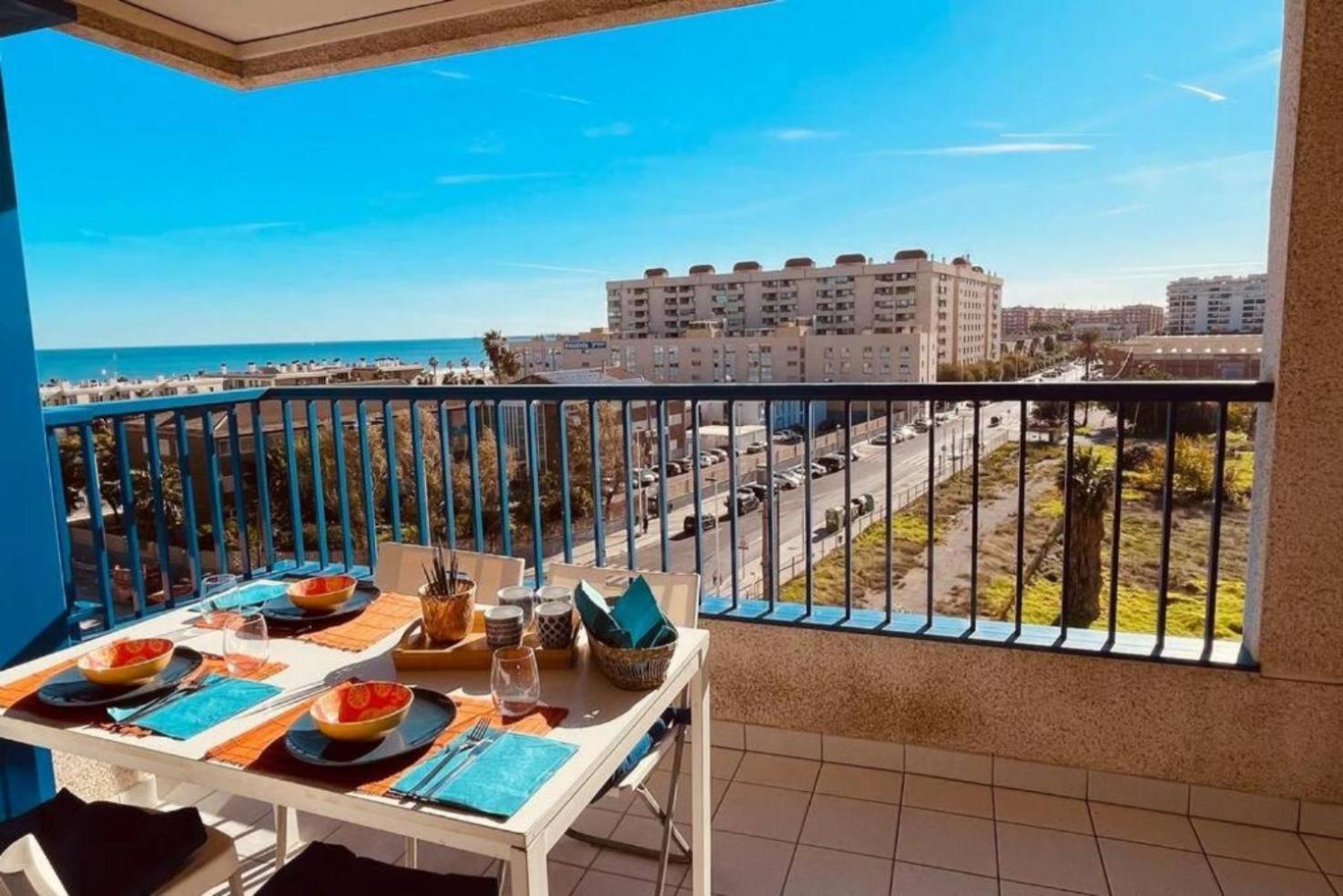 Apto. Luminoso Con Vistas En Playa De La Patacona Valência Exterior foto