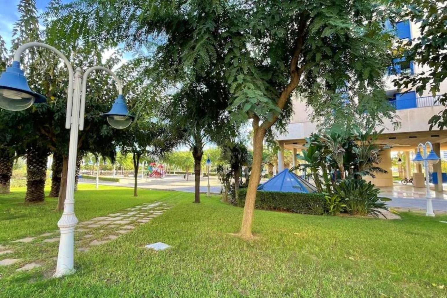 Apto. Luminoso Con Vistas En Playa De La Patacona Valência Exterior foto